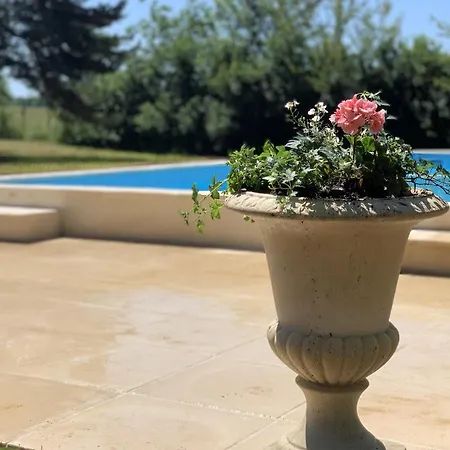 Chateau Mas De Pradie Chatelaine * Foissac (Aveyron)